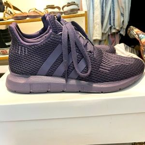 Adidas Swift Run Sneakers